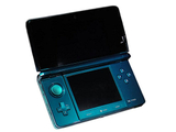 Blue_nintendo_3ds_at_e3_2010_(open)_-_white_background