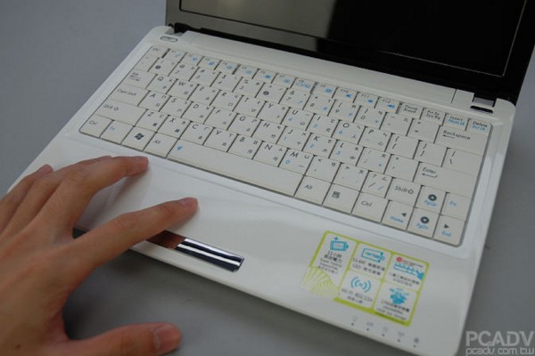 asus-eee-pc-1101ha_08