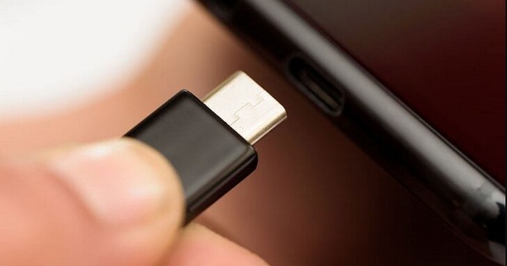 蘋果高層證實，公司將「不得不」把 iPhone 更換為 USB-C 介面