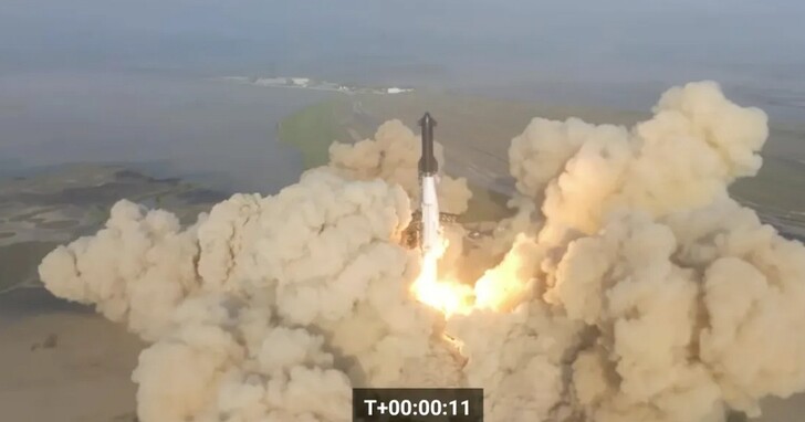 SpaceX星艦發射失敗後災害盤點：發射台底部出現大坑、附近城市幾乎全蓋上一層顆粒狀灰塵、居民氣炸