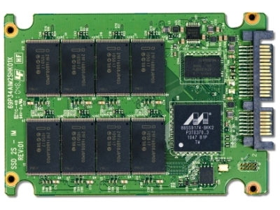 SSD 新手入門須知：記憶體顆粒、控制晶片、韌體是什麼？