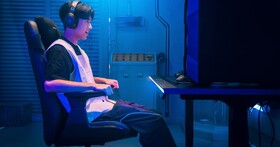 結合影廳級 D-BOX 技術，Cooler Master 推出 MOTION 1 超體感電競椅