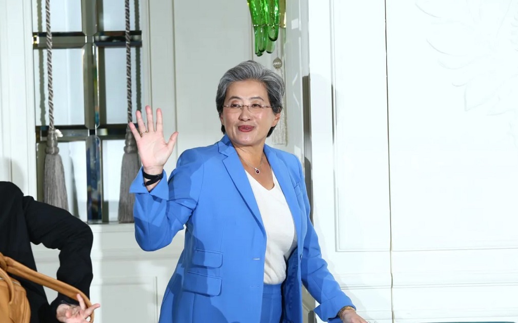蘇姿丰:失敗不是選項!3個故事透視半導體女王,AMD如何變黃仁勳最威脅對手?