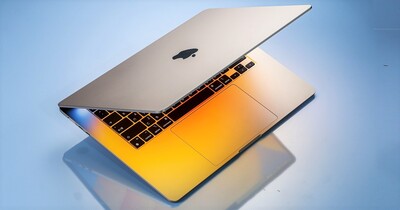 Apple MacBook Air 15 吋開箱評測：史上最大Air 優缺點分析，與13 吋又