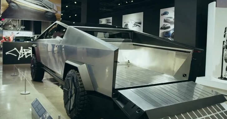 Cybertruck的不鏽鋼車身：為什麼少見車身採用不鏽鋼、用了有什麼優勢？如果擦傷、撞傷好處理嗎？