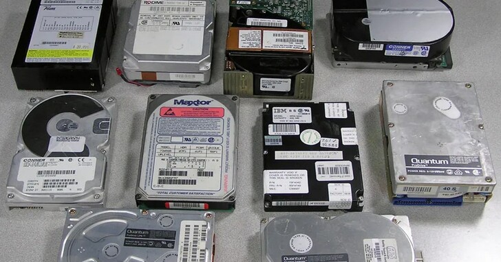 SCSI 硬碟不死！廠商推出完全相容的SSD固態硬碟：免改裝、耗電量更少讀取還更快