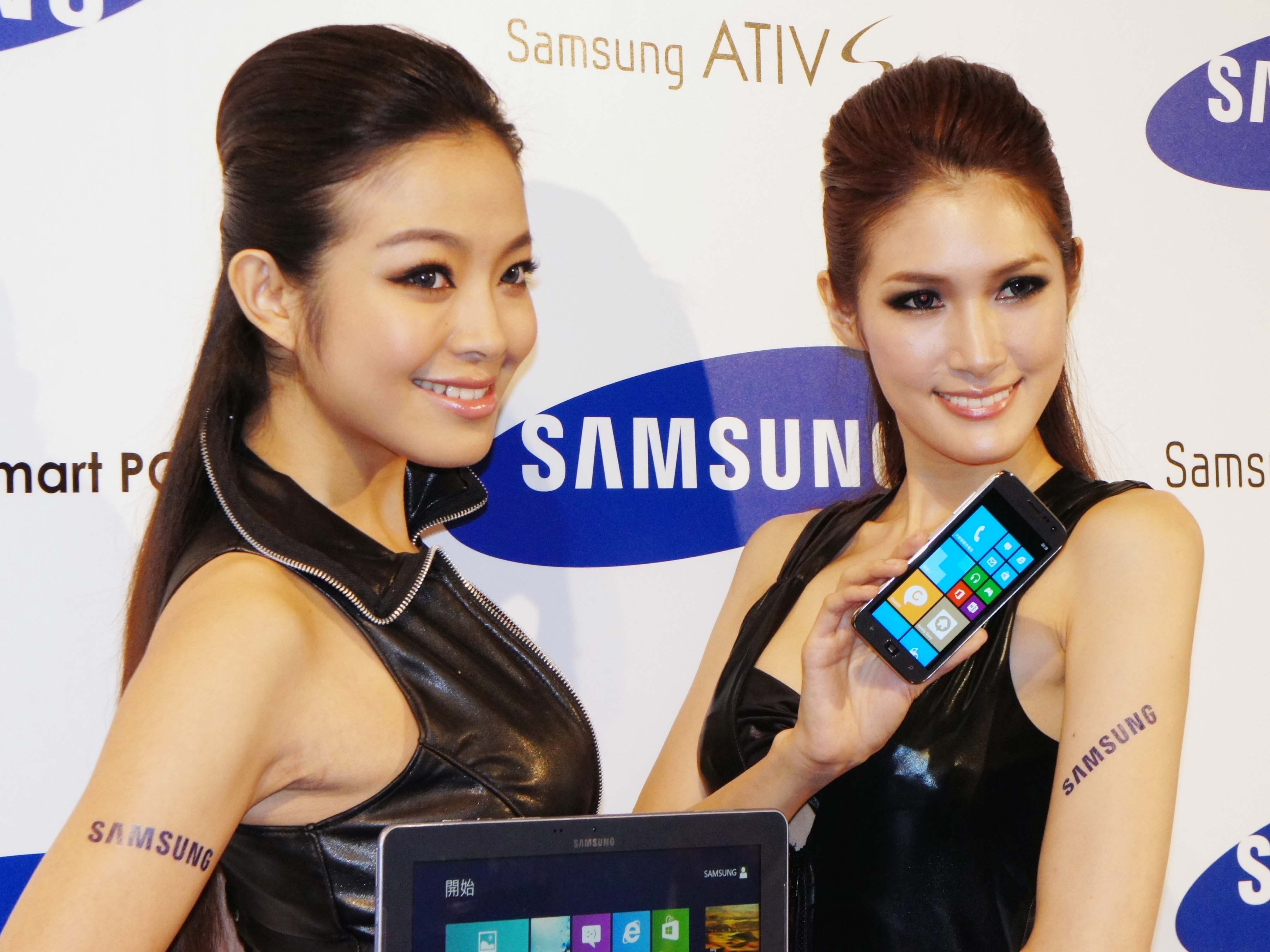 Samsung 首款 Windows Phone 8 手機 ATIV S，一月開賣、售價18,900元