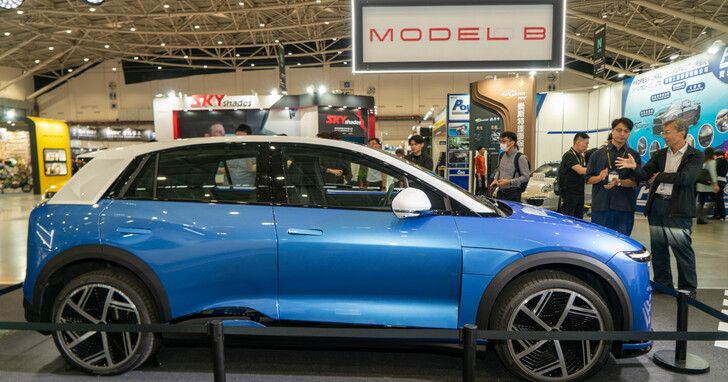 2024 台北國際車用電子展：鴻海 Model B 量產版現身，預計年底正式在台上市