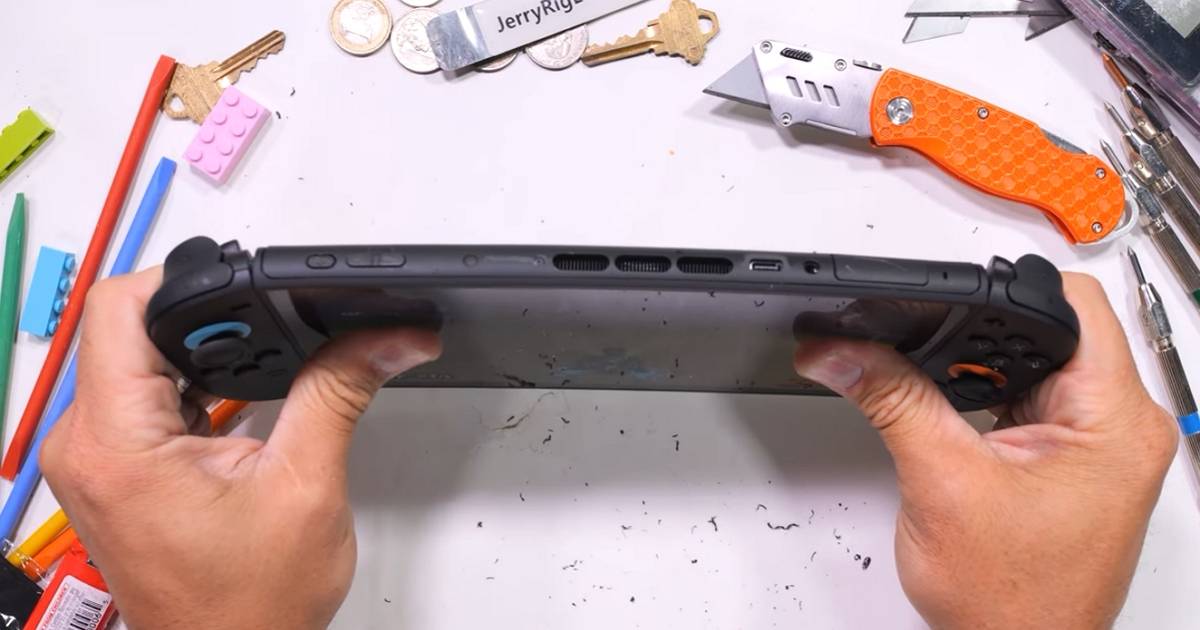 YouTuber 拆解測試 Switch 2 耐用度:火燒刀割都撐得住,但不建議模仿!