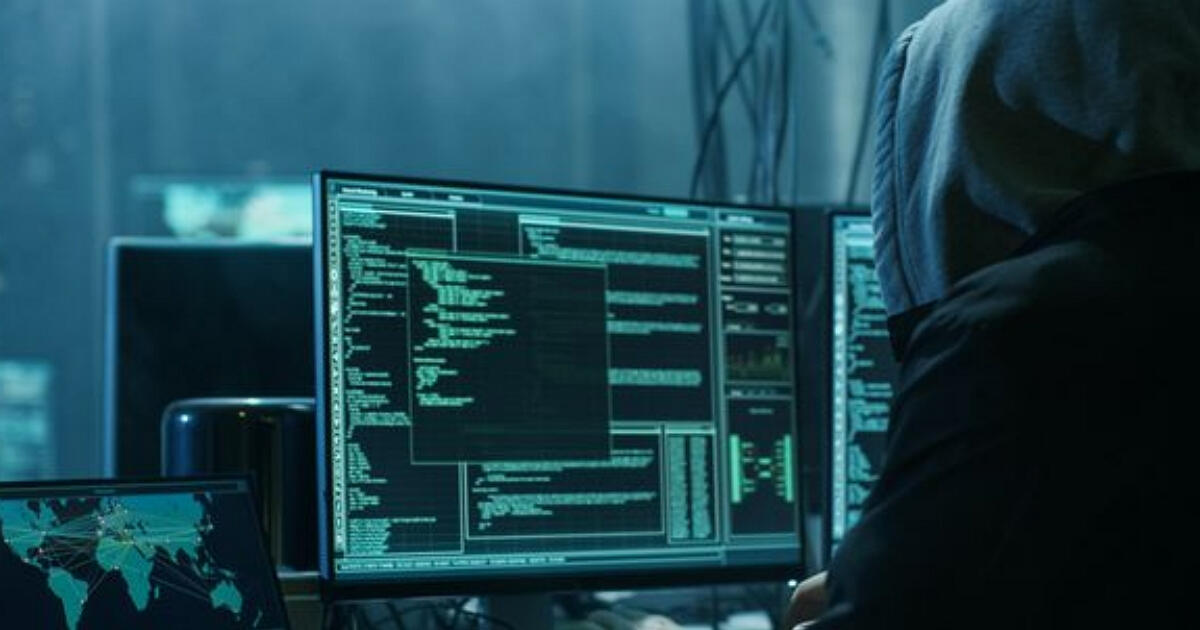 當「vibe coding」讓寫程式像聊天一樣，誰來防止「vibe hacking」守住安全防線？