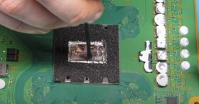 PS5 「液金門」爆發？首批主機恐來襲報廢潮，開發商也中鏢