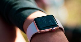 華為 2025 年 Q2 智慧手錶出貨量首度超越 Apple，成為全球最大品牌