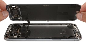 iFixit 驚訝：iPhone Air 電池拆換比 Pro 系列還簡單？