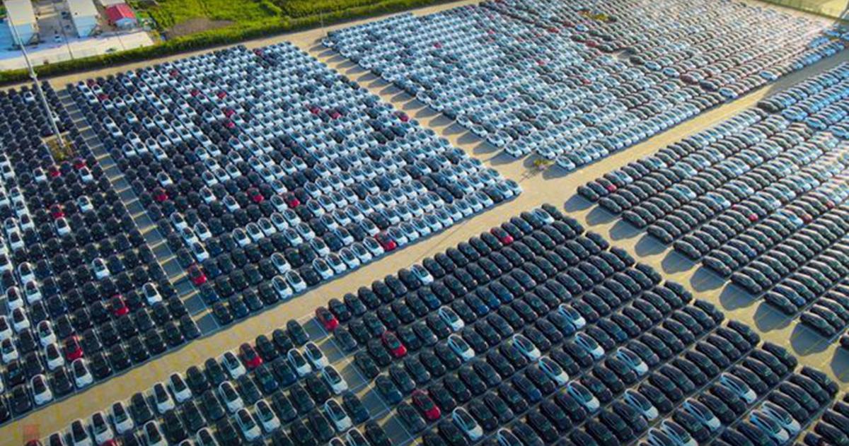 特斯拉車隊變身AI資料中心？馬斯克再提分散式運算新概念