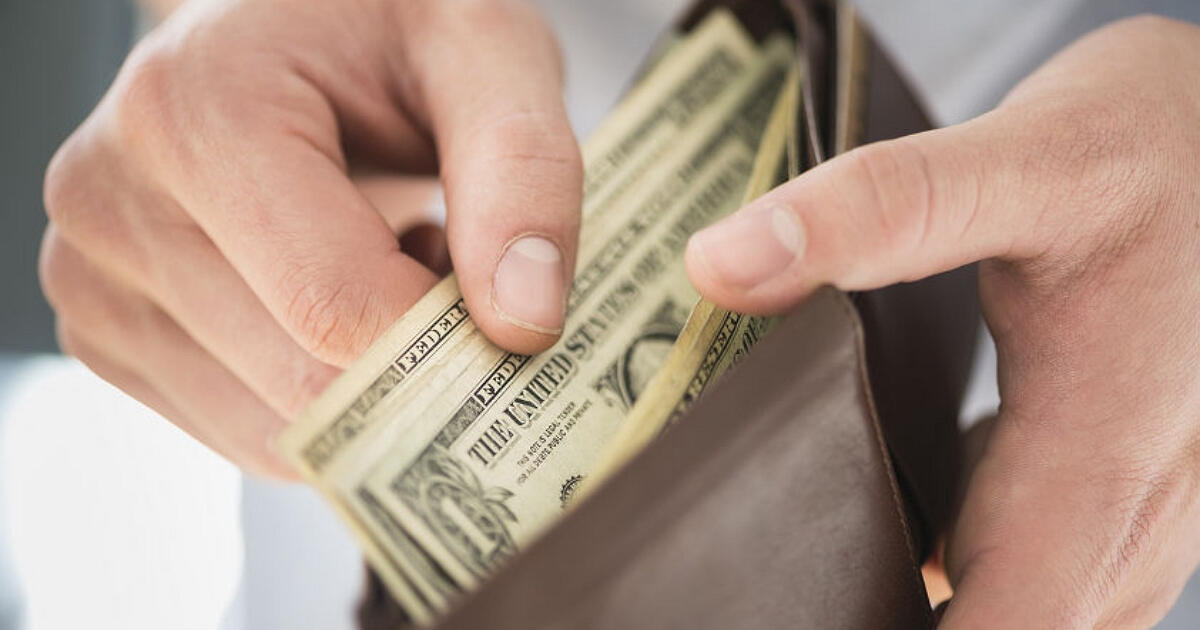 顯卡大廠高層建議玩家先把錢存起來，記憶體市場將在半年後回穩