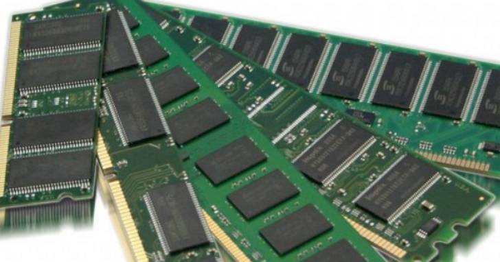 記憶體價格狂飆！DDR4 模組一年內暴漲 1800%，硬體市場風雲變色