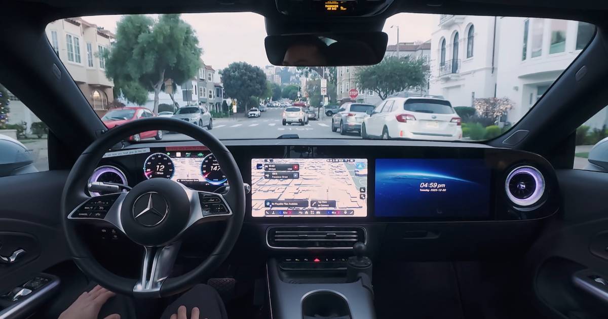 【CES 2026】NVIDIA 發表 Alpamayo 開源自駕推理模型，黃仁勳：物理 AI 的 ChatGPT 時刻