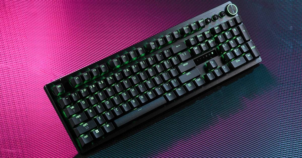 Razer Huntsman V3 Pro 8KHz 評測：8,000Hz輪詢率與第二代類比光軸，為 FPS 競技而生的完全進化