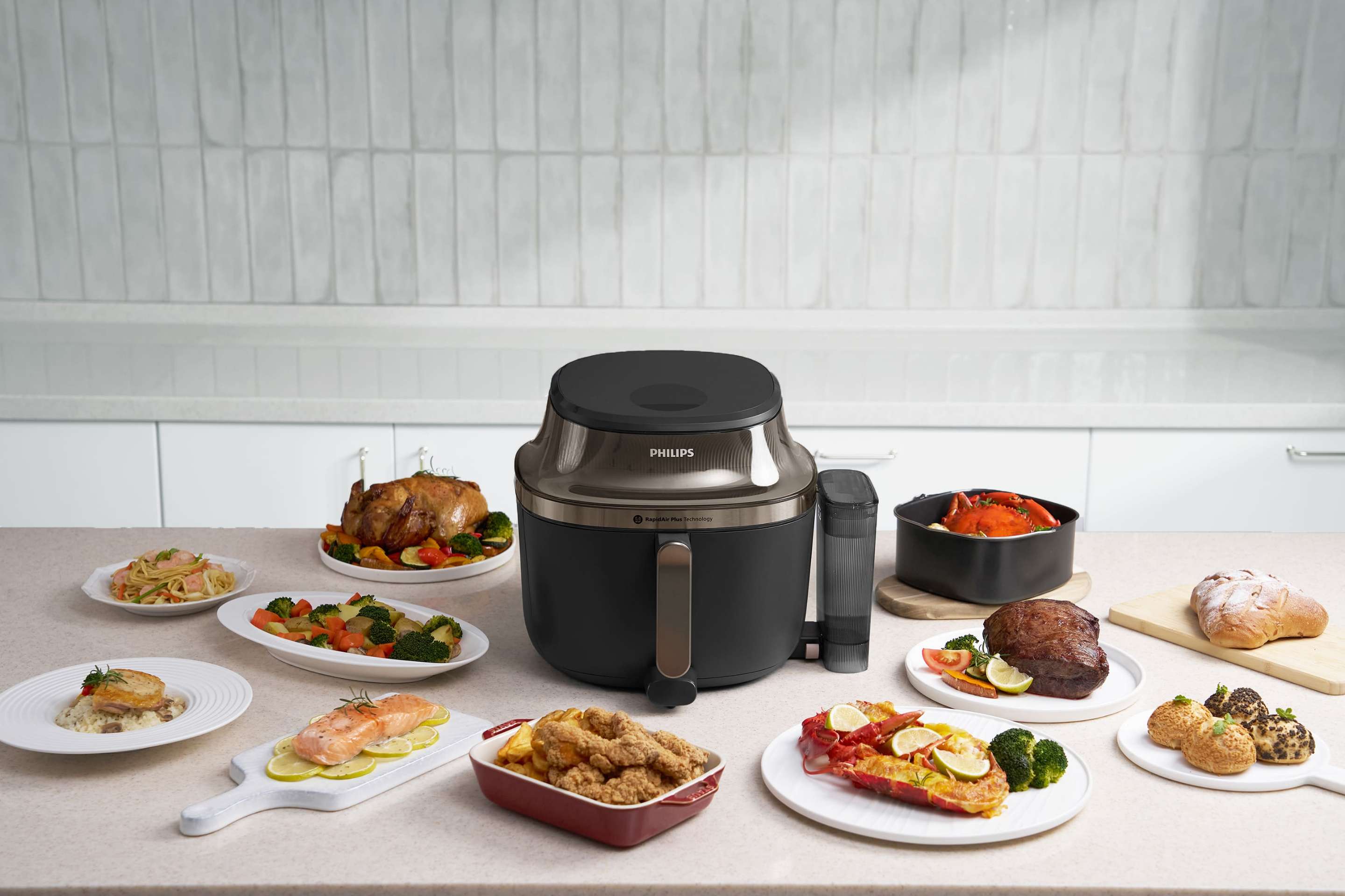 飛利浦推旗艦級氣炸鍋「星視界 Plus」，蒸炸模式讓料理方式更彈性