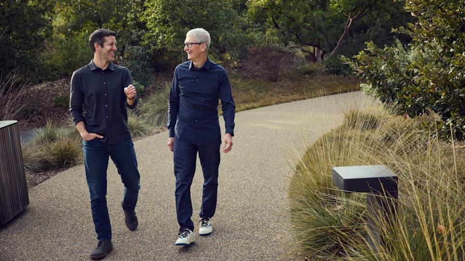 震撼！Tim Cook 宣布卸任蘋果 CEO，由硬體大將 John Ternus 接任 Apple 執行長一職