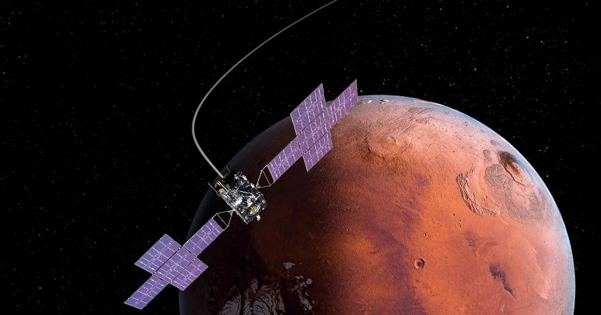 NASA「靈神星」太空探測器成功藉由火星「引力彈弓」加速，回傳新月火星照