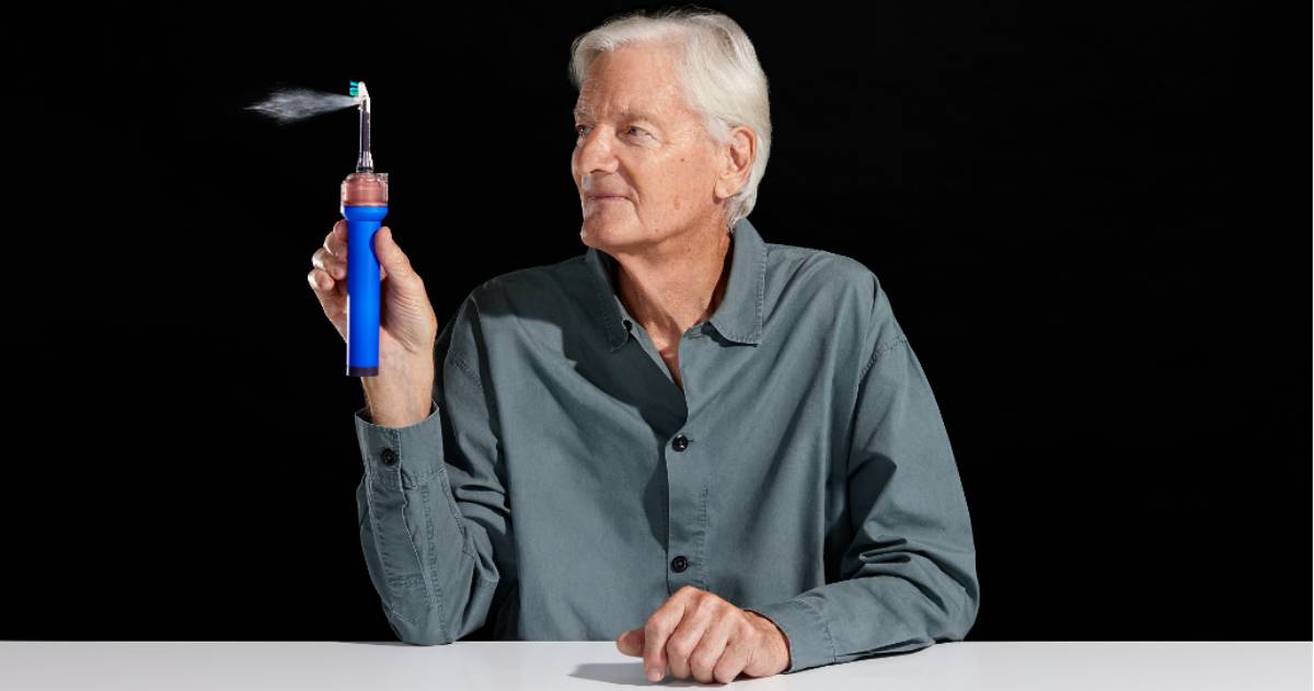 Dyson 首款電動牙刷 CameraJet 問世！內建微型鏡頭，一次達成沖牙、刷牙與漱口三合一口腔清潔