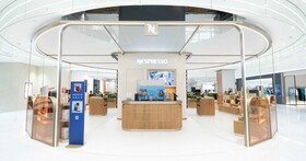 Nespresso 全球首家「啡凡概念店」插旗大巨蛋！推出刻字服務、限定拉花 ，還有獨家藍瓶咖啡組合