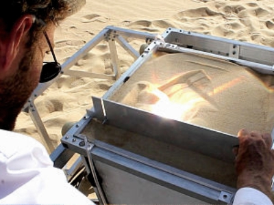 超酷的太陽能 3D 印表機，用沙子做出令人驚奇的物品！