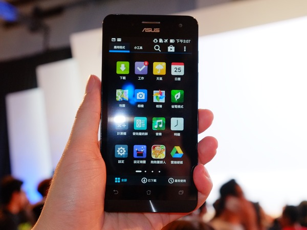 Asus ZenFone 5 評測：Intel Atom 效能不俗，5000 元以下最佳國產手機