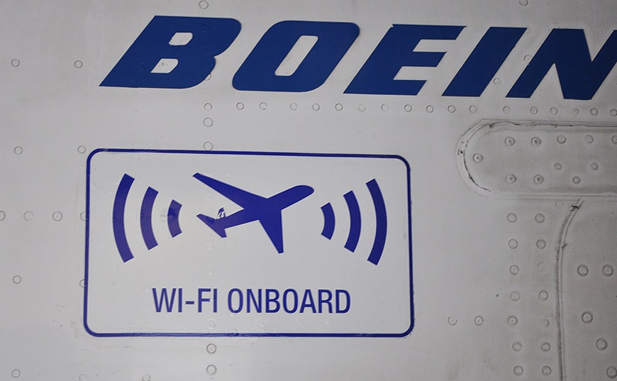 飛機上哪來的Wi-Fi無線網路？陸基3G、衛星網路架構原理