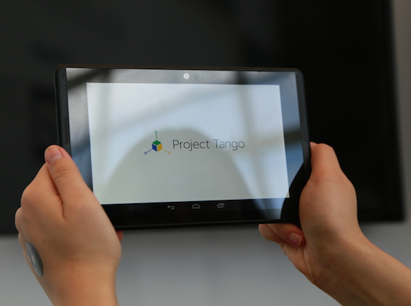 2015 年市售版問世，Project Tango 動手玩 ：Google 對行動裝置的新詮釋