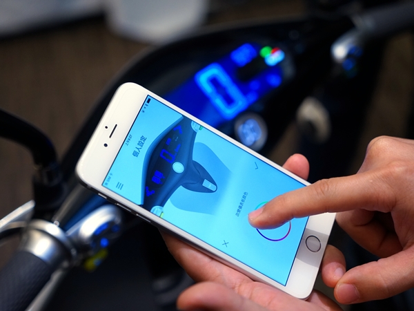 Gogoro電動車的「智慧」解密：車身有30組感應器，用 App 在手機直接車況診斷