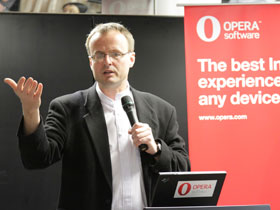Opera技術長Håkon Wium Lie來台，談HTML5與CSS3