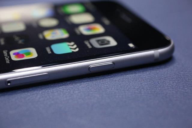 iPhone 6以及神祕的藍寶石螢幕消失之謎
