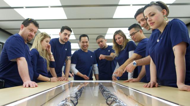 Apple Watch第一天賣幾支？專家數據告訴你