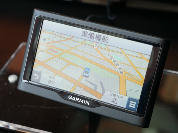 Garmin 新款車用導航機亮相，結合導航、行車記錄、數位電視與多媒體四大功能