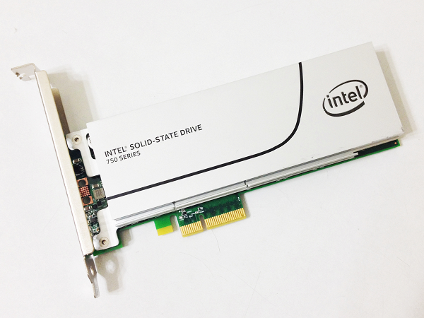 NVMe 介面解放固態硬碟的效能瓶頸，Intel SSD 750 測試