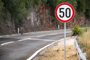 網路傳2016年取消超速10公里寬限，一過速限就開罰！交通部怎麼說？