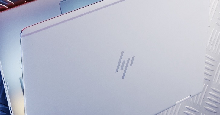HP EliteBook x360 1030 G2 評測：高質感二合一商務筆電，螢幕 360 度翻轉、長續航與快充帶來實用性