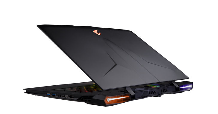 AORUS全新電競旗艦機X9，配備GeForce GTX 1070雙顯卡設計、打造世界最輕電競筆電