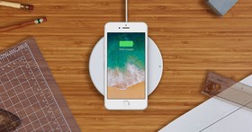 Belkin 推出適用 iPhone 的兩款 BOOST UP 無線充電板，售價 990 元起