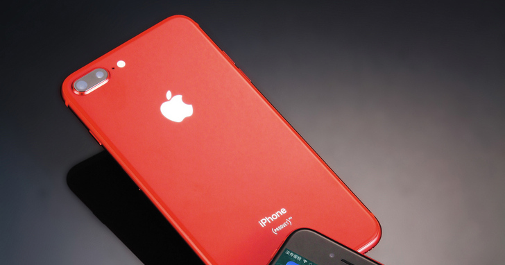 Apple iPhone 8 / 8 Plus（PRODUCT）RED－ 紅色特別版，加入對抗愛滋病計畫