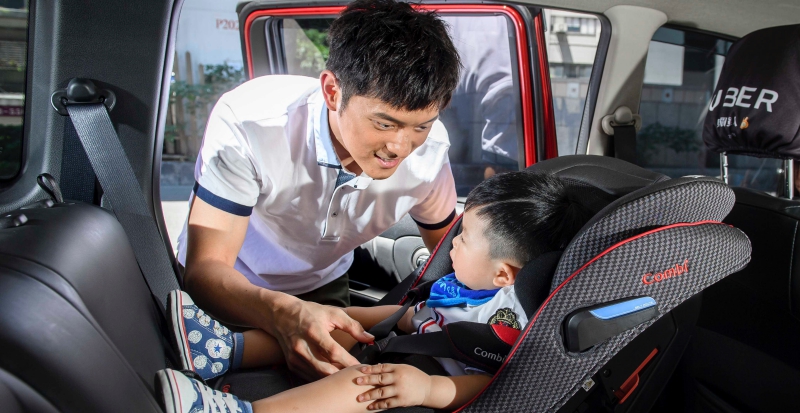 Uber 新增「寶寶優步」服務，百台車提供 Combi 安全座椅