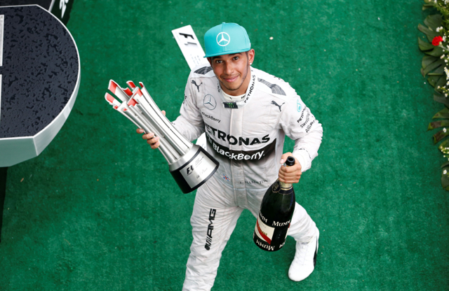 Mercedes-AMG PETRONAS F1再度贏得分站冠亞軍！L. Hamilton與N. Rosberg稱霸馬來西亞