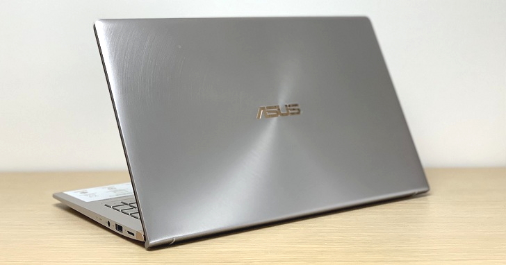 Asus ZenBook 13 UX333FA 評測：比 A4 紙還小的 13 吋筆電、螢幕占比高達 95%