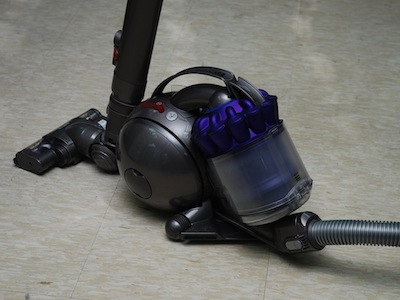 Dyson DC36 吸塵器實測，家政夫的打掃浪漫啟動開始