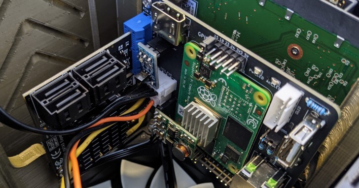 CM4 custom PCIe開源專案，讓Raspberry Pi 4變成4 Bay土砲NAS