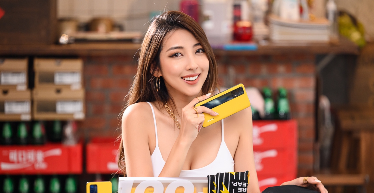 realme GT 戰神特別版曙光色登場,限定禮盒同步發表