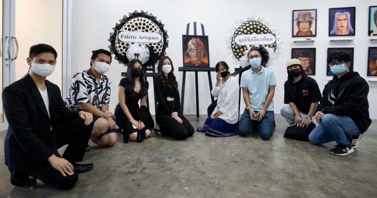 泰國女畫家為動漫中死去的角色舉辦肖像展,粉絲還能現場舉辦追思會