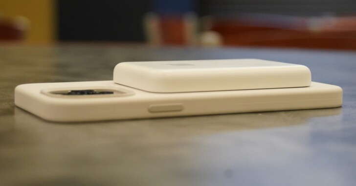 蘋果 MagSafe 外接電池網友實測，為 iPhone 12 Pro Max 充電一小時竟僅達15%